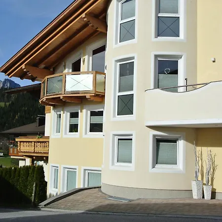 Haus Kraft Lägenhet Sankt Martin am Tennengebirge
