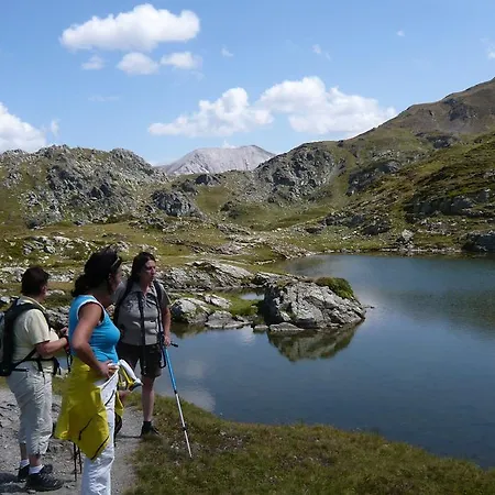 Haus Kraft 아파트