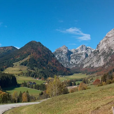 Haus Kraft 아파트 상트마틴암테넨게비르게